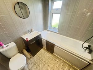 Family Bathroom- click for photo gallery